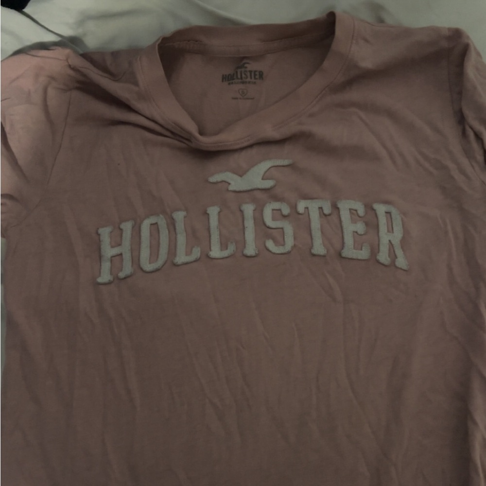 pink Hollister shirt